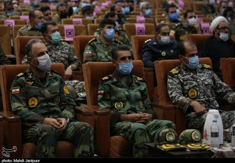 مراسم تودیع و معارفه هماهنگ‌کننده عقیدتی سیاسی ارتش در استان‌های اصفهان، یزد و چهارمحال و بختیاری+تصویر