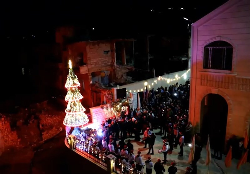 Syrians Celebrate Christmas Ceremony in War-Torn Al-Zabadani for First Time in Years (+Video)