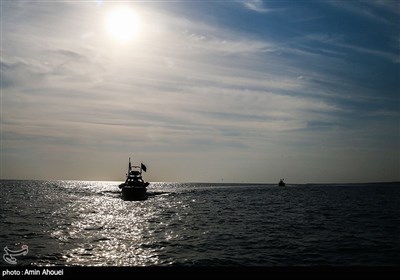 IRGC Commandos Participate in Massive Military Exercise along Southern Shores