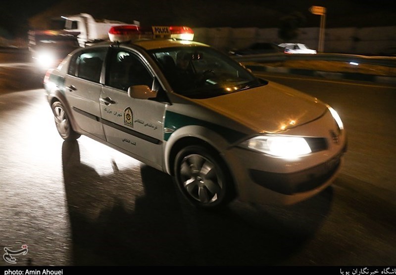 درگیری ماموران انتظامی ایرانشهر با قاچاقچیان مواد مخدر/ سرنشینان مسلح خودرو از محل متواری شدند