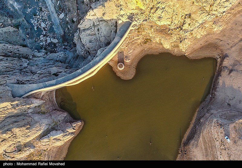 کاهش ذخایر سدها | مصرف مدیریت نشود 10 سال آینده استان آذربایجان غربی کمبود آب شرب دارد + فیلم