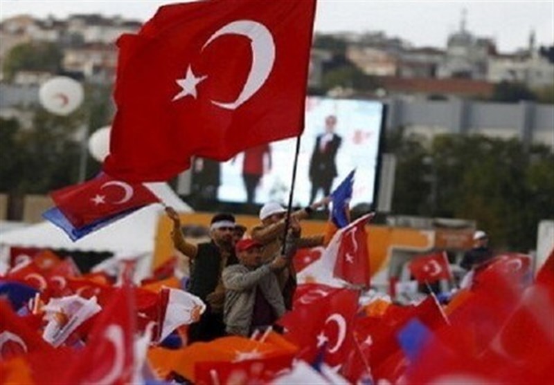 مخالفان دولت ترکیه: رفتن به پای صندوق‌های رأی تنها راه‌حل است