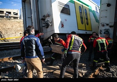 حادث اصطدام قطاري مترو بين طهران وكرج