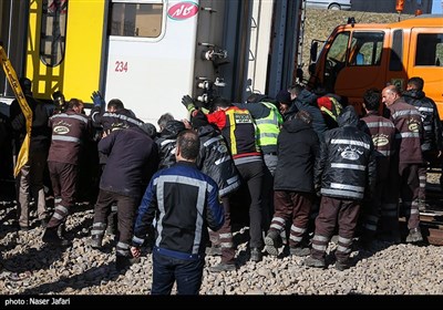 حادث اصطدام قطاري مترو بين طهران وكرج