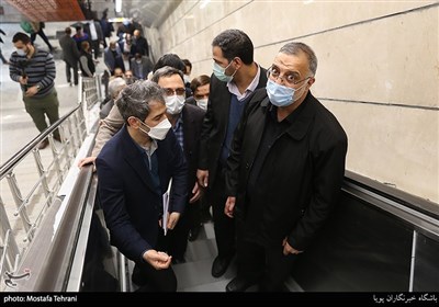 حضور علیرضا زاکانی شهردار تهران درمراسم بهره برداری از ایستگاه تقاطعی توحید در خط 7مترو تهران 