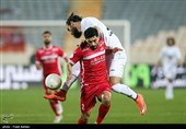 دیدار فوتبال تیم‌های پرسپولیس و ذوب‌آهن
