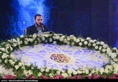 برگزیدگان مسابقات سراسری قرآن در استان زنجان تجلیل شدند