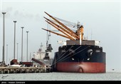 واردات 76 درصد کالای اساسی کشور از بندر امام خمینی(ره)