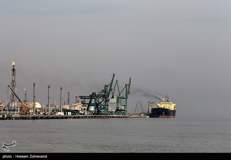 5.5 میلیون تن کالاهای اساسی در بندر امام (ره) خوزستان آماده تخلیه است