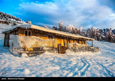 الثلوج تغطي مرتفعات قرية أولسبلنكاه - محافظة كيلان