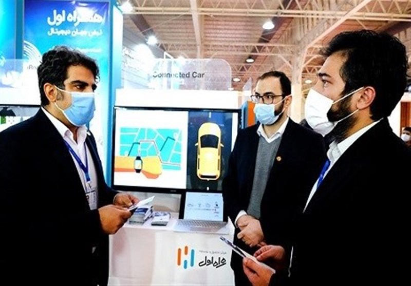 نمایش پروژه خودروی متصل هوشمند در نمایشگاه تلکام 2021