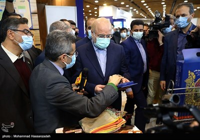 بازدید محمدباقر قالیباف رئیس مجلس شورای اسلامی از نمایشگاه دستاوردهای جهاد دانشگاهی 1400