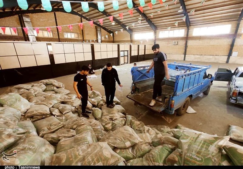 4 هزار بسته مواد غذایی در میان نیازمندان بهارستانی توزیع شد