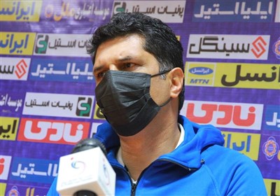  حسینی: بعید است بازیکنی در نیم‌فصل به تیم ما اضافه شود/ امیدوارم تمام داوران کم‌اشتباه باشند 