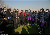 حضور انسیه خزعلی، معاون امور زنان و خانواده ریاست جمهوری  در محل اردوی تیم ملی فوتبال بانوان 