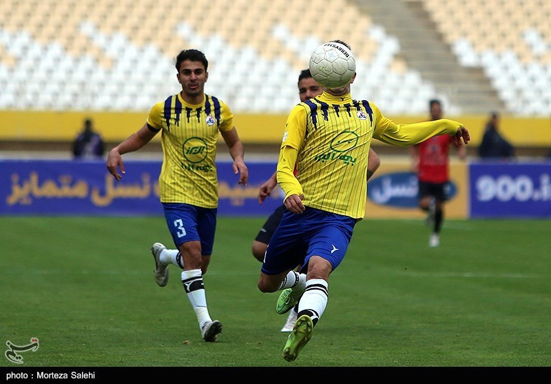 لیگ برتر فوتبال| تساوی ۲ دیدار همزمان در نیمه اول
