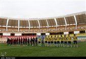 دیدار تیم های فوتبال نساجی مازندران و نفت مسجدسلیمان