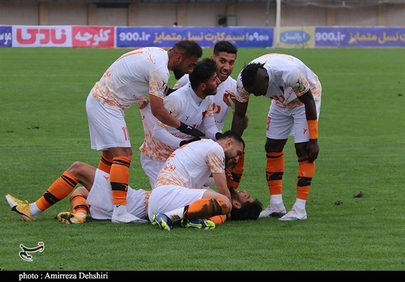 لیگ برتر فوتبال| مس در سیرجان با پیروزی آشتی کرد/ تداوم فانوس به دستی صنعت نفت