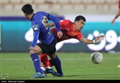 دیدار تیم های فوتبال استقلال تهران و فولاد خوزستان
