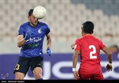 دیدار تیم های فوتبال استقلال تهران و فولاد خوزستان