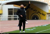 عبداللهی: هواداران نفت مسجدسلیمان حق دارند ناراحت باشند اما نباید بازیکنان را تنبیه و تهدید کنند/ هم مقصر هستیم؛ هم نیستیم
