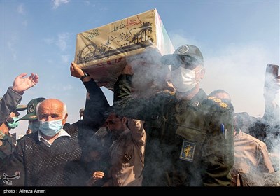 تشییع پیکر شهید گمنام در لامرد استان فارس- عکس خبری تسنیم