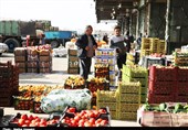 استاندار همدان: انبارهای استان همدان در زمینه ذخایر کالاهای اساسی کمبودی ندارند