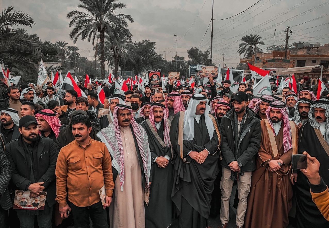 Сунниты фото. Восстания шиитов и курдов в Ираке. Сунниты люди. Сунниты азербайджана