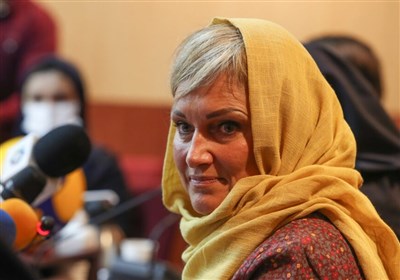  کمپدلی: در ایتالیا پیشنهادهای سطح بالا به مردان می‌رسد/ به نشانه احترام به ایرانی‌ها از حجاب استفاده کردم 