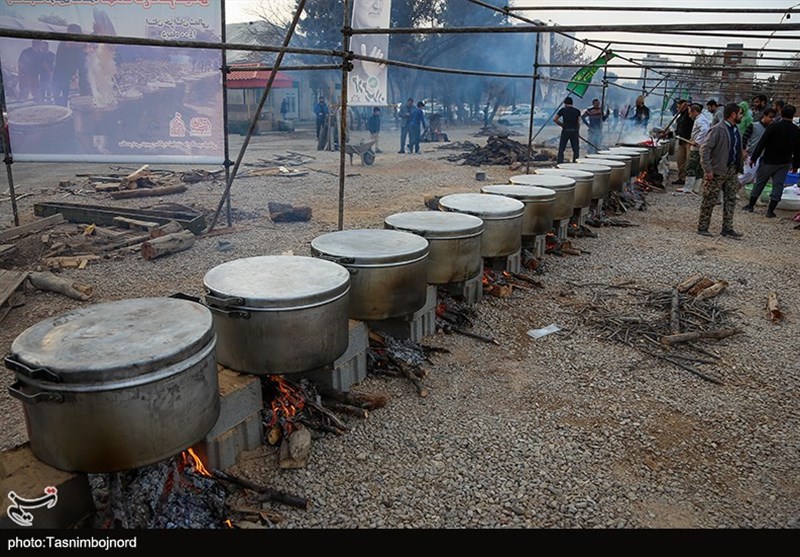 اطعام علوی؛ 14000 نفر از اهالی حاشیه شهر بجنورد بر سفره امیرالمومنین(ع) نشستند+فیلم