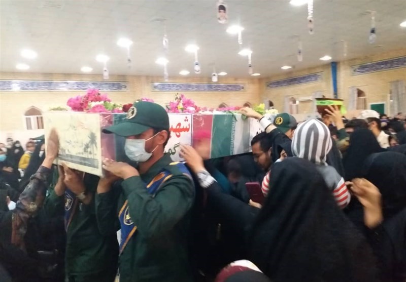 مردم شهرستان جنوبی استان بوشهر از شهید گمنام استقبال کردند
