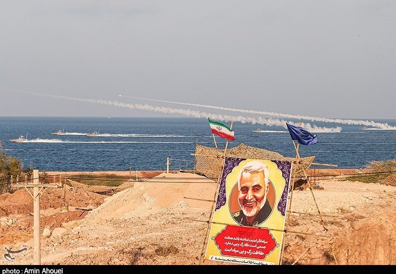ایران چگونه از جزایرش در خلیج فارس دفاع می‌کند؟