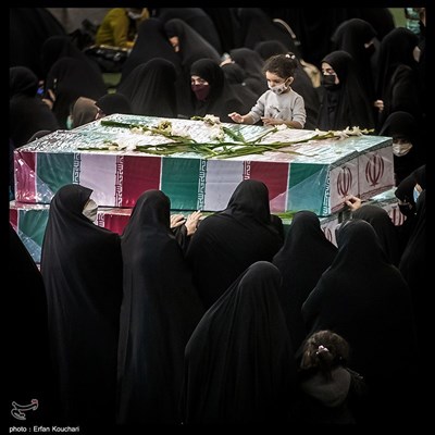 وداع با پیکر مطهر 150 شهید گمنام دفاع مقدس در مصلی تهران