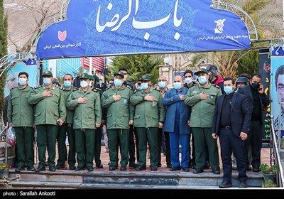 حضور فرمانده کل سپاه در گلزار شهدای کرمان