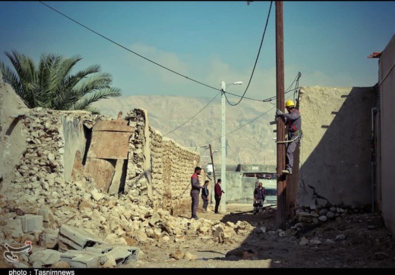 آماده‌باش در مناطق سیل‌زده استان فارس/ آواربرداری منازل تخریب شده در حال انجام است