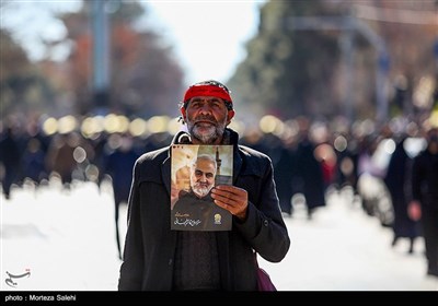 مراسم تشییع 25 شهید تازه تفحص شده - اصفهان