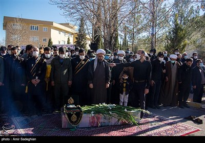 مراسم تدفین پیکر شهید گمنام دفاع مقدس-پارک علم و فناوری شیراز