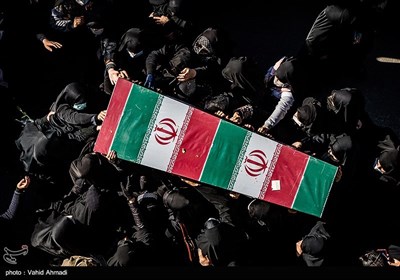 تشییع پیکر 150 شهید دوران دفاع مقدس در تهران - 3