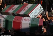 تشییع پیکر 150 شهید دوران دفاع مقدس در تهران - 3