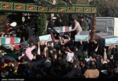 تشییع پیکر 150 شهید دوران دفاع مقدس در تهران - 3