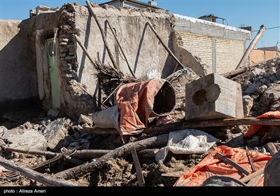  شرایط مناطق سیل‌زده کنارک ‌پایدار شد/ گروه‌های جهادی در حال تعمیر و تمیز کردن خانه‌های مردم هستند‌ 