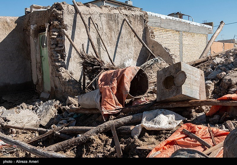 شرایط مناطق سیل‌زده کنارک ‌پایدار شد/ گروه‌های جهادی درحال تعمیر و تمیز کردن خانه‌های مردم هستند‌