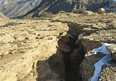 تاثیر زلزله بر عمیق‌تر شدن "شکاف کوه جاده هراز" 