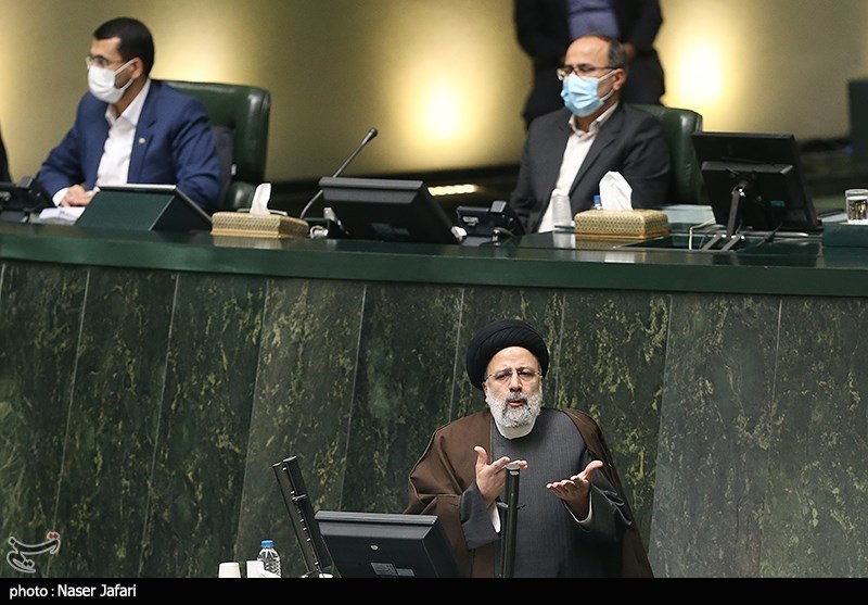 Iran’s Parliament Passes Generalities of Budget Bill for Next Fiscal Year