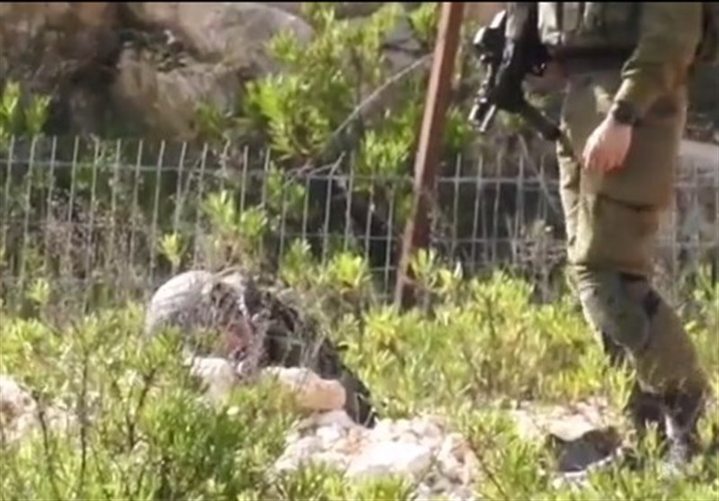 نظامی اسرائیلی با لگد مافوق خود در مرز با لبنان بیدار شد