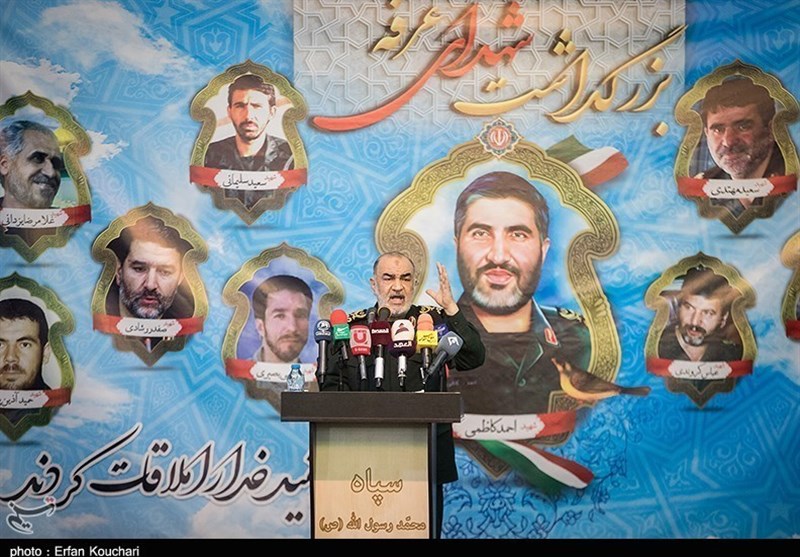 سرلشکر سلامی: بخشی از انتقام سخت هنوز باقی مانده است/شهید «احمد کاظمی» یک فرمانده کامل بود