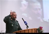 ملت ایران مسیر مقاومت را در پیش گرفته است
