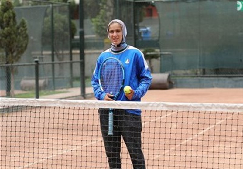 Iranian Tennis Player Safi Wants to Be Role Model for Junior Players