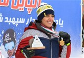 عاطفه احمدی نماینده اسکی آلپاین ایران در المپیک زمستانی 2022