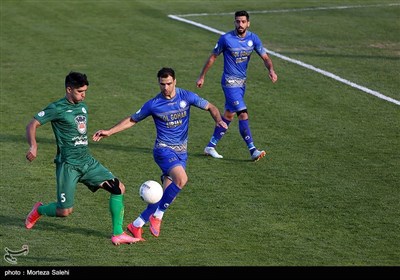 دیدار تیم های فوتبال ذوب آهن اصفهان وگل گهرسیرجان